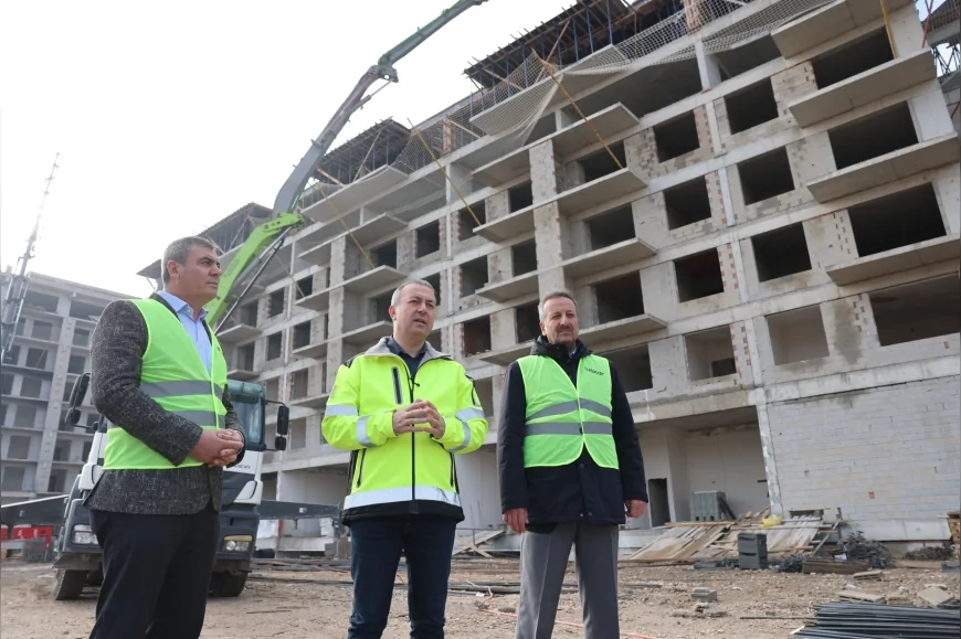 Sivas Eski Sanayi Bölgesi 2. Etap Konut Projesinde 252 Konut ve 53 Dükkân İçin İnşaat Çalışmaları Hızla İlerliyor