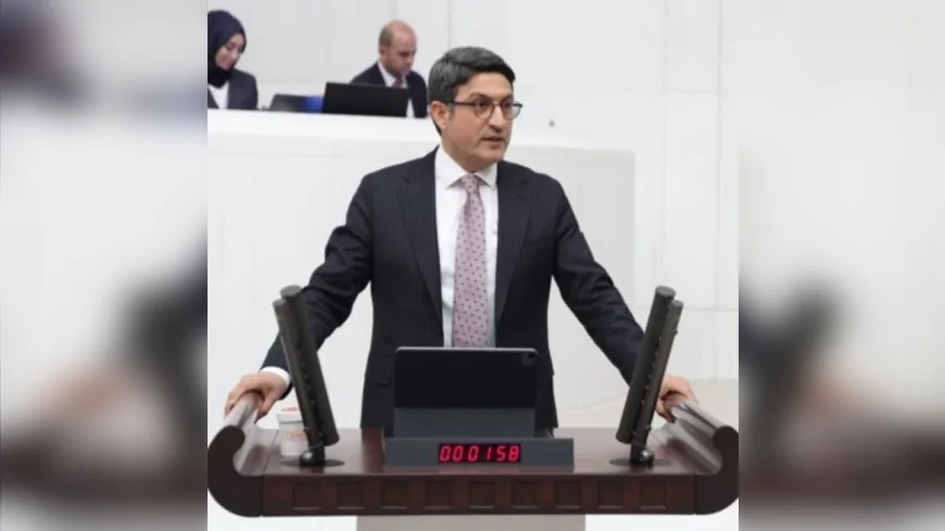AK Parti adına Zeki Korkutata TBMM’de asgari ücret tartışmalarına ilişkin “Asgari ücret popülist bir konu değildir çalışanlarımızın alın teri ve onurudur öneri teknik süreci siyasallaştırıyor” dedi