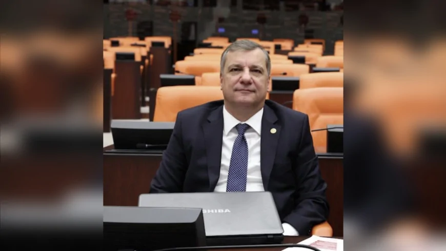 CHP’li Özgür Ceylan TBMM’de MSB Bütçesinde Sert Konuştu: “TSK’nin Genetiğiyle Oynanıyor, Parti Ordusu Yaratmanın Taşları Döşeniyor”