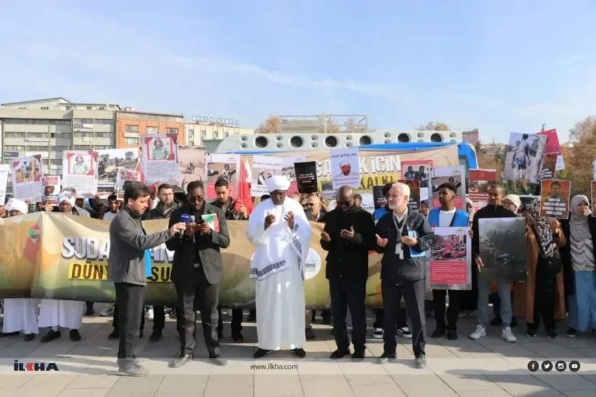 Ankara’da Melike Hatun Camii’nde Yapılan Açıklamada Sudan’daki İnsani Krize ve Devam Eden Katliamlara Uluslararası Dikkat Çağrısı Yapıldı