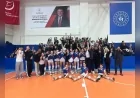 Gökkuşağı Koleji Ortaokul Yıldız Kız Voleybol Takımı Antalya Finalinde Namağlup Serisini Sürdürerek Şampiyonluğa Ulaştı
