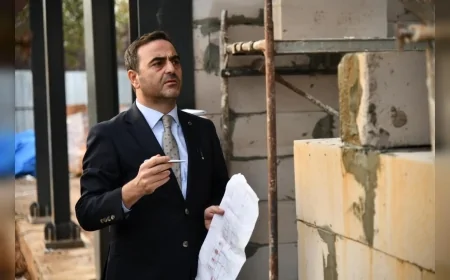 Başiskele’de Spor Salonu, Kütüphane, Etüd Merkezi ve Cadde Düzenlemeleri Aynı Anda İlerliyor