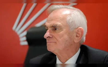 Önder Sav CHP’nin 39’uncu Kurultayını “kararlılıkla ilerleyen iktidar yürüyüşünün dönüm noktası” olarak nitelendirdi