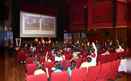 Bursa Uluslararası Edebiyat Festivali Dünyanın Önemli Yazarlarını Üç Gün Boyunca Aynı Sahnelere Taşıdı