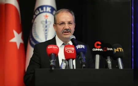 Sağlık-Sen ile Eskişehir Osmangazi Üniversitesi’nin Ebelik Sempozyumu Ankara’da: “Ebeler Güçlenmeden Doğum Politikası Güçlenemez”