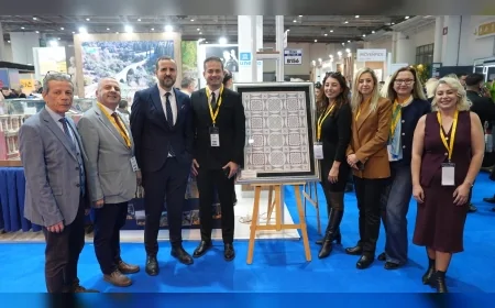 Salihli Belediyesi TTI İzmir Turizm Fuarı’nda Açtığı Stantla İlçenin Tarihi ve Kültürel Değerlerini Tanıttı