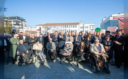 Bursa’da Dünya Engelliler Günü Yürüyüşü: “Engel Olma Farkında Ol” Mesajı Kent Merkezinden Yükseldi