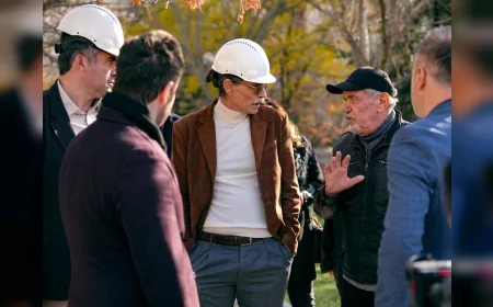 Etimesgut Belediye Başkanı Erdal Beşikcioğlu Yunus Emre Kültür Merkezi’ndeki yenileme çalışmalarını yerinde inceleyerek saha takibini sürdürdü