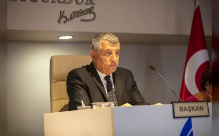 Güzelbahçe Belediye Başkanı Mustafa Günay: “TOKİ’ye karşı değiliz ancak belirlenen alanlarla ilgili ciddi kaygılarımız var”