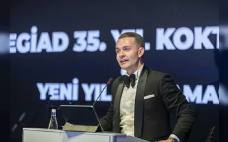 İzmir Büyükşehir Belediye Başkanı Cemil Tugay: “İzmir’i geleceğe daha güçlü taşımak için kenetlenelim”