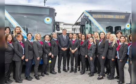 İzmir Büyükşehir Belediyesi Ulaşımda Kadın Odaklı Politikalarıyla Küresel Standartları Aşarak Toplumsal Eşitlikte Yeni Bir Dönem Başlattı