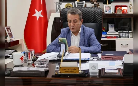 Efeler Belediye Başkanı Anıl Yetişkin, vektör mücadelesi yetki devrinin mahkemeye taşınmasına tepki göstererek “Sorumluluktan kaçan anlayışı kınıyorum” dedi