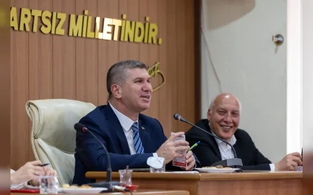 Burdur Belediye Başkanı Ali Orkun Ercengiz Muhtarlarla Birlikte 2026 Öncesi Hizmet Planlamasını ve Su Krizine Karşı Atılan Adımları Değerlendirdi