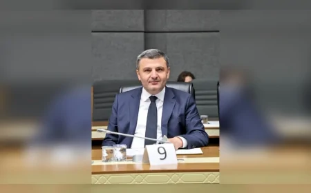 AK Parti’li Celalettin Köse: “Gümüşhane’de 1 kilometreden 130 kilometreye çıkan bölünmüş yollar kalkınmanın göstergesidir”