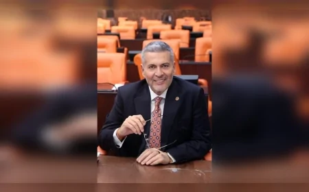 MHP’li Levent Uysal: “Türkiye Yüzyılı projeleri hız kesmiyor; Mersin’de 32 milyarlık yatırım yapıldı, 2026’da yollar ve altyapı tamamlanmalı”