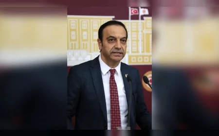 MHP’li Ahmet Özyürek: “Türkiye üretimden taviz vermedi, Sivas’ta 1.280 köyde GSM ve internet altyapısı güçlendirilmeli”