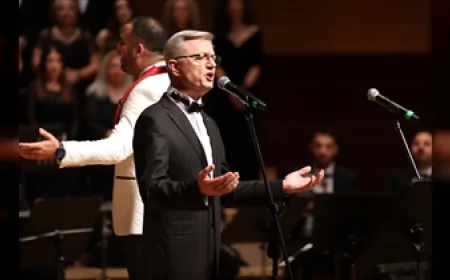 İzmir Büyükşehir Belediyesi Klasik Türk Müziği Korosu “Sonbahar Şarkıları” Konseriyle İzmirlilerle Buluştu