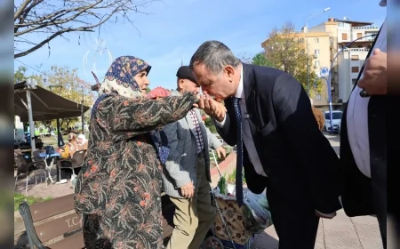 Yunusemre Belediye Başkanı Semih Balaban Kaynak Mahallesi’nde: “Yunusemre’yi Birlikte Daha Güzel Hale Getireceğiz”
