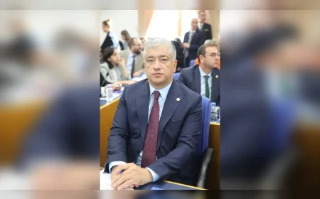 YENİ YOL PARTİSİ ADANA MİLLETVEKİLİ SADULLAH KISACIK: “KOBİ’LER SAHİPSİZ, SANAYİCİNİN İTİBARI YERLE BİR EDİLİYOR”