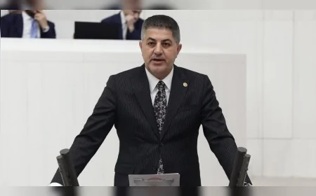 AK PARTİ ADIYAMAN MİLLETVEKİLİ İSHAK ŞAN: “TÜSEB ÜRETEN SAĞLIK MODELİYLE TÜRKİYE’Yİ TEKNOLOJİ İHRAÇ EDEN ÜLKE YAPIYOR”