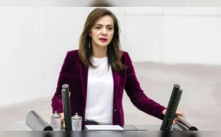 CHP İstanbul Milletvekili Gamze Akkuş İlgezdi: “Bu bütçe sağlık bütçesi değil vatandaşı kaderine terk etme bütçesidir”