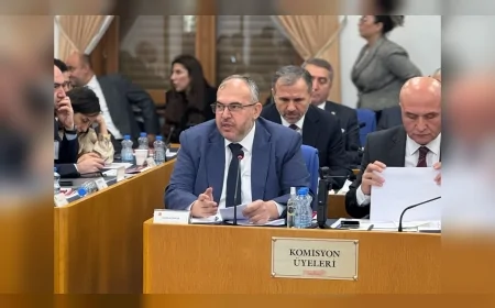 SAADET PARTİSİ HATAY MİLLETVEKİLİ NECMETTİN ÇALIŞKAN: “DEVLETİN GÖREVİ HASTA SAYISIYLA ÖVÜNMEK DEĞİL HASTALIĞI ÖNLEMEKTİR”