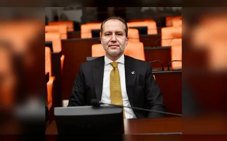 Yeniden Refah Partisi Genel Başkanı Fatih Erbakan: “2026 bütçesi borç, faiz ve imtiyazlılar bütçesidir”