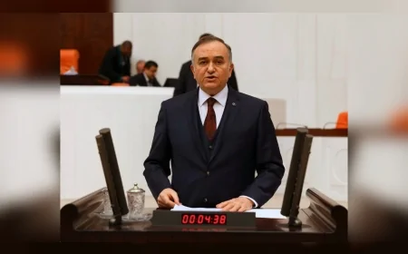 MHP’li Erkan Akçay: “Basit usulden çıkış esnafa 90 bin lira yük getirir, ertelenmeli”