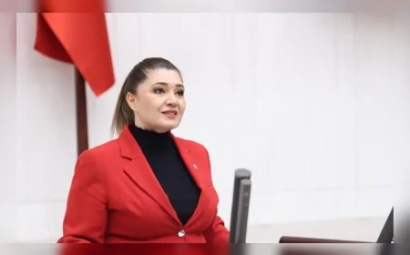 İYİ Parti Genel Başkan Yardımcısı Selcan Taşcı: “Faize ayrılan bütçe üretimi değil çöküşü finanse ediyor”