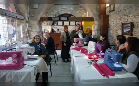 Milas’ta Düzenlenen Dikiş Atölyesi Workshop Etkinliğinde Kadınlar Uygulamalı Eğitimle El Emeği Çantalar Üretti