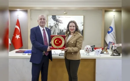 Zafer Partisi Genel Başkanı Prof. Dr. Ümit Özdağ: “Türkiye erken yerel seçime gidecek, sandıktan demokrasi çıkacak”