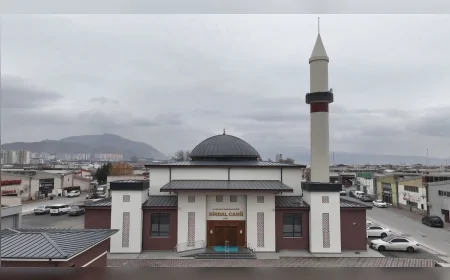 Kayseri Büyükşehir Belediyesi ile Hayırsever İş Birliğiyle Yapılan Birdal Camii İbadete Hazır Hale Getirildi