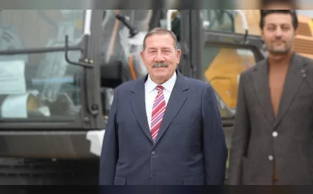 Milas Belediyesi Araç Filosuna Türkiye Belediyeler Birliği Hibesi Paletli Ekskavatör Katıldı