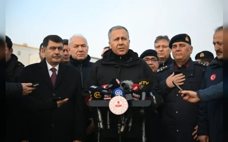 İçişleri Bakanı Ali Yerlikaya: “Düşen uçağın ses kayıt cihazı ve kara kutusu bulundu, inceleme süreci başladı”