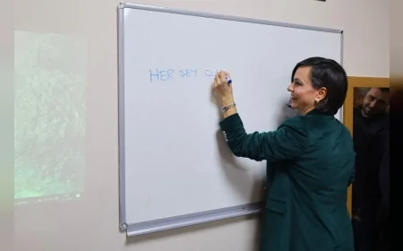 Karabağlar Belediyesi İleri Yaş Akademileri Limontepe ve Kazım Karabekir’de Düzenlenen Törenlerle Hizmete Açıldı