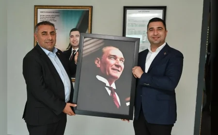 Adana Büyükşehir Belediye Başkan Vekili Güngör Geçer: “Devrim Şehidimiz Kubilay Cumhuriyet Mücadelesinin Simgesidir”