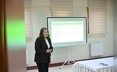 Altındağ Belediyesi Hayata Sarıl Danışmanlık Merkezi Bağımlılıkla Mücadelede Kurumları Bir Araya Getirdi