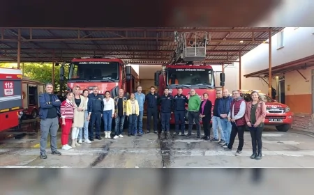 Muğla Büyükşehir Belediyesi Afetlere Hazırlık İçin Gönüllü İtfaiyecilik Eğitimlerini Sürdürüyor