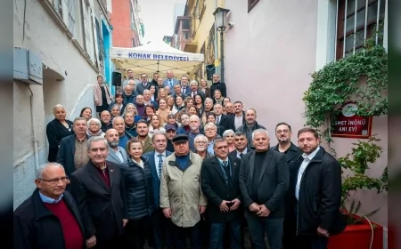 Milli Şef İsmet İnönü Konak’taki Doğduğu Evde Anıldı Cumhuriyet Vurgusu Öne Çıktı