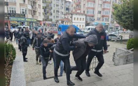 Çorum Merkezli 5 İlde Dolandırıcılık Operasyonu: İnternet Üzerinden Araç Satışıyla 45 Milyon Liralık Vurgun