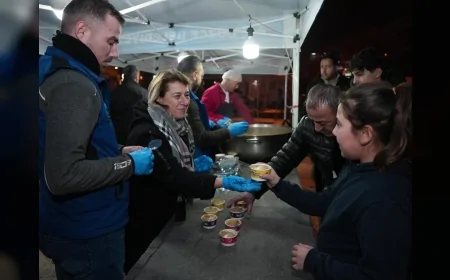 Düzce Belediyesi Regaip Kandili’nde Camilerde Helva İkramında Bulundu