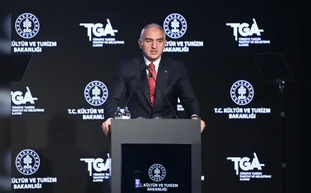 Kültür ve Turizm Bakanı Mehmet Nuri Ersoy: “Mini dizilerde yer almak milli formayı giymek gibidir”