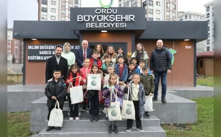 Ordu Büyükşehir Belediyesi İklim Değişikliği ve Sıfır Atık Eğitim Merkezi Açıldı İlk Eğitim Öğrencilerle Başladı
