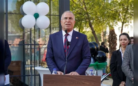 Gaziemir Belediye Başkanı Ünal Işık: “Halkımız için kamusal alanlar yaratıyoruz” diyerek Porta 3 Sarnıç’ı hizmete açtı