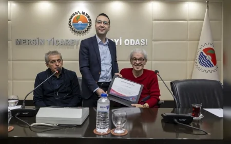 Mersin Büyükşehir Belediyesi MEDEKA Kent Söyleşisi’nde Kültürel Rönesans Tartışıldı, Kent Tarihinden Geleceğe Yol Haritası Çizildi