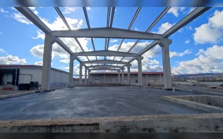 Çorum Belediyesi Yaş Mama Üretim Tesisi İçin Çalışmaları Sürdürüyor: Halk Et Kombinası’nda Kurulum Devam Ediyor