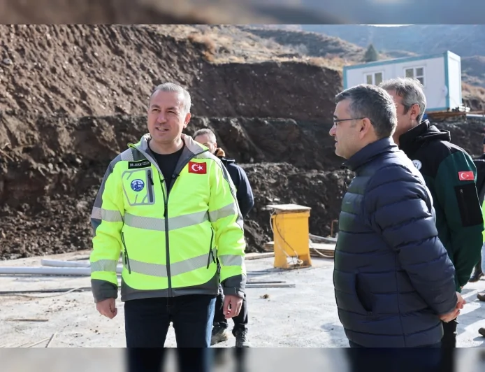 Sivas’ın içme suyu altyapısını yenileyecek Hafik Koç Regülatörü ve İsale Hattı projesinde saha çalışmaları hızlanarak kritik aşamalara ulaştı