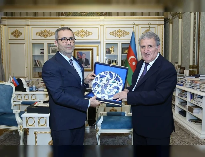 Azerbaycan Milli İlimler Akademisi ile Yunus Emre Enstitüsü Bakü’de Bilimsel ve Kültürel İşbirliğini Genişleten Stratejik Görüşmede Buluştu