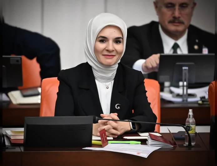 Aile ve Sosyal Hizmetler Bakanı Mahinur Özdemir Göktaş: “Bu ay 6 milyar lira Evde Bakım Yardımı hesaplara yatırılmaya başlandı”