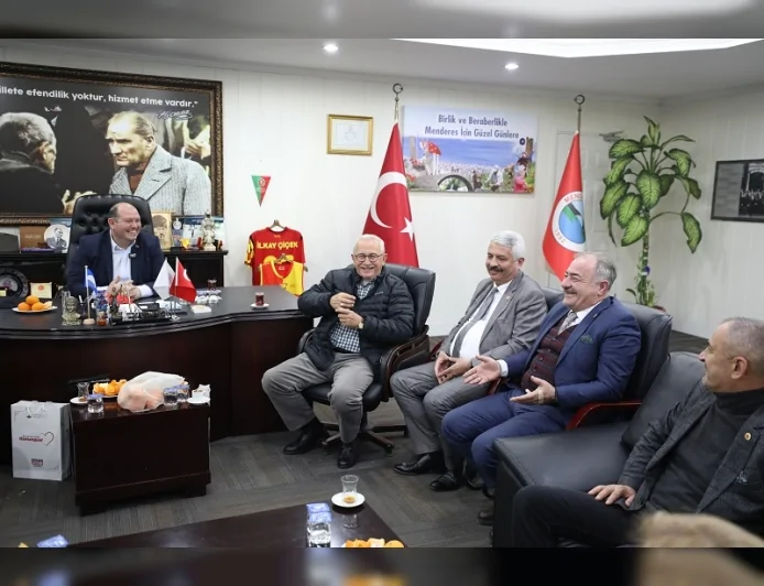 Menderes Belediyesi Ev Sahipliğinde Düzenlenen Muhtarlar Çalıştayı Türkiye Genelinden Katılımla Gerçekleştirildi